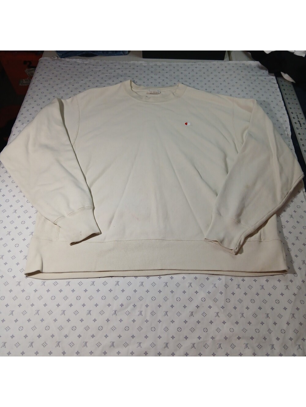 Vintage Champion Reverse Weave Cream Crewneck Sweatshirt Embroidered Logo USA
